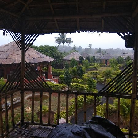 The Hillview Camp Resort ササン・ギル エクステリア 写真