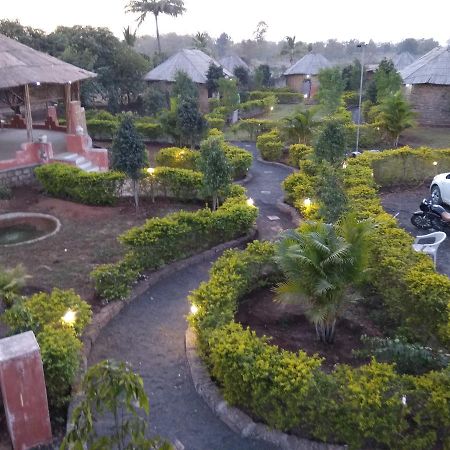 The Hillview Camp Resort ササン・ギル エクステリア 写真